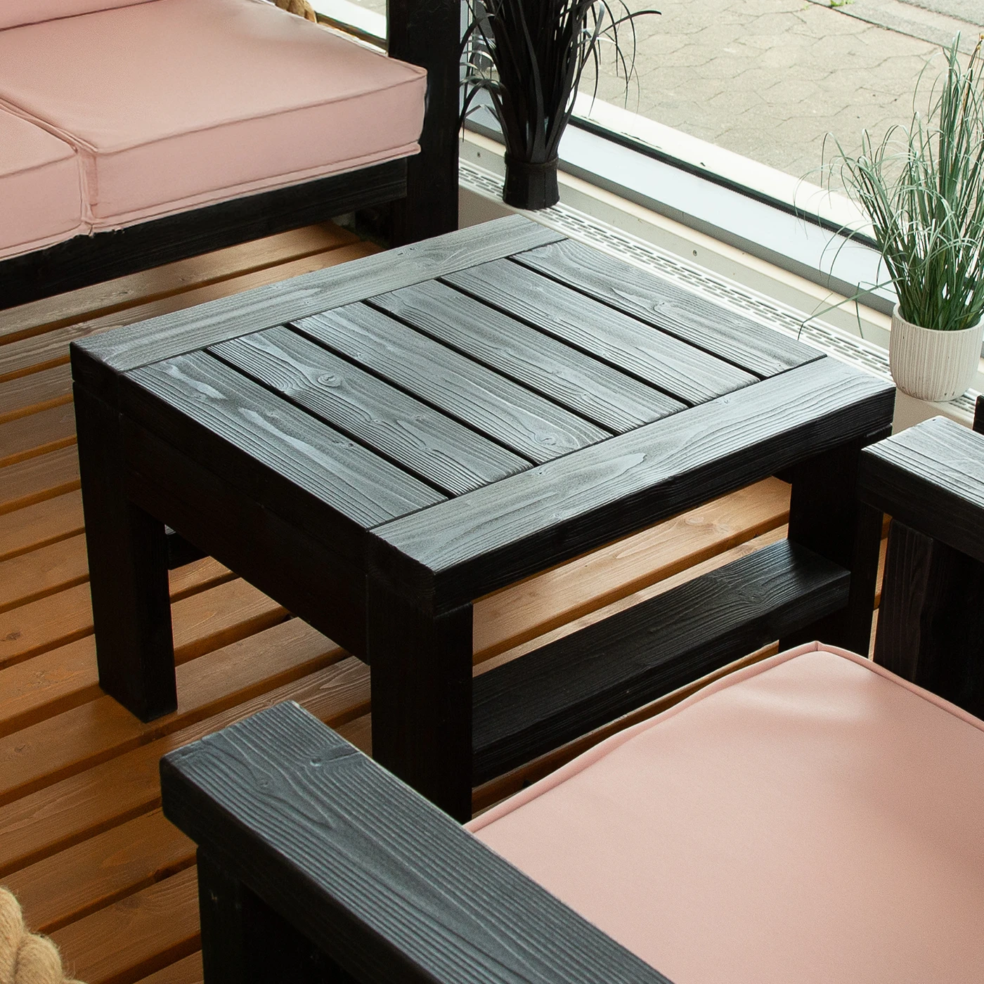 Miami Lounge Table miami_lounge_table