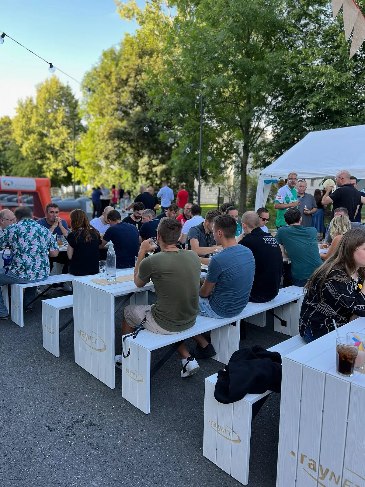 Raynet Aussen Bierzelt Garnituren 7